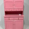 Vintage keittiökaappi pink entisöintiin