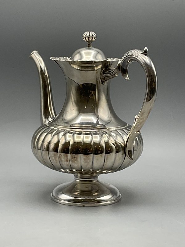 Kahvikannu Hopea (830)