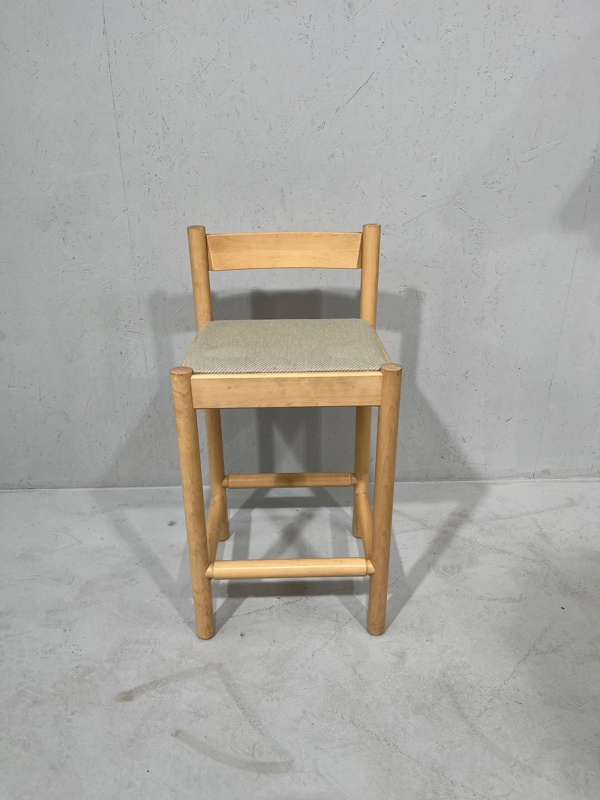 Puujakkara 65cm istuin