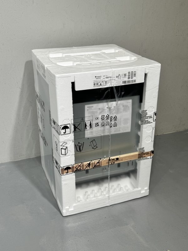 Hotpoint Ariston HM7 42 L integroitava tiskikone uusi