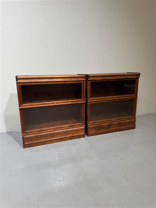 Moduuli kirjahylly 2kpl
