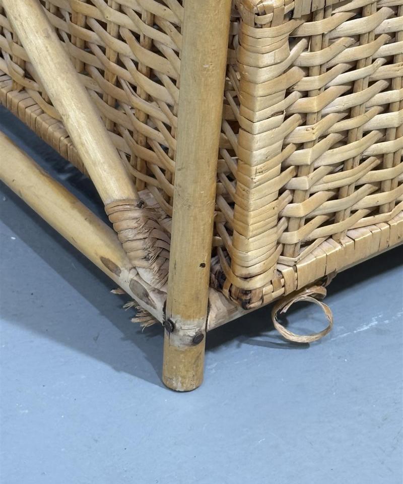 Rottinkinen säilytys lipasto