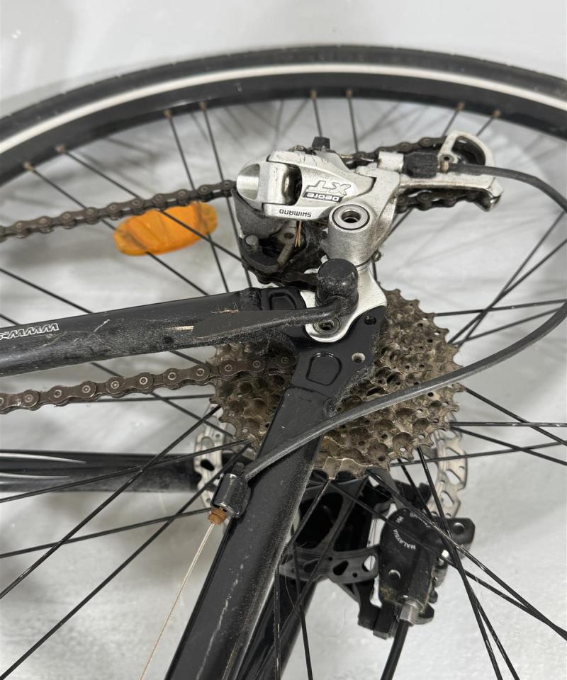 Insera X-Cross polkupyörä korjattavaksi 28 tuumaa