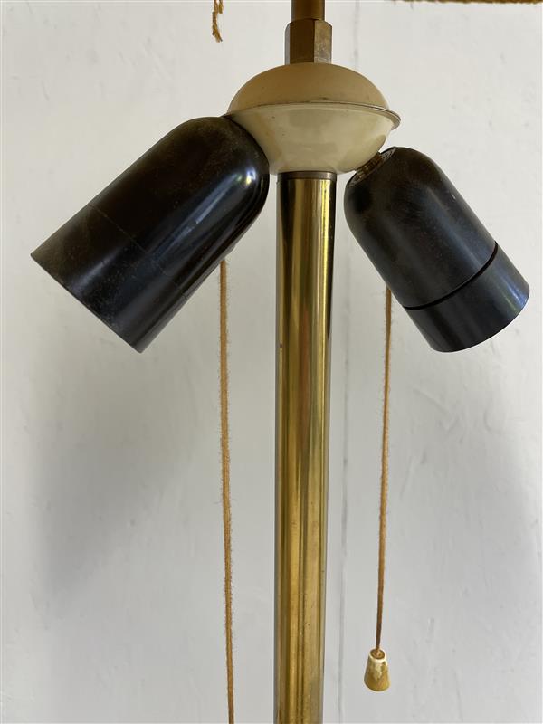 Vintage lattiavalaisin korjattavaksi