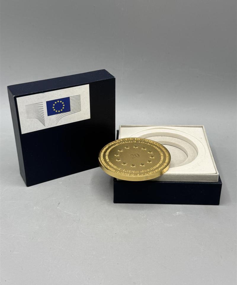 Pronssimitali Arthus-Bertrand European Commission 20th Anniversary
