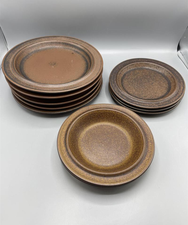 Arabia Ruska lautaset 13 kpl, Ulla Procope