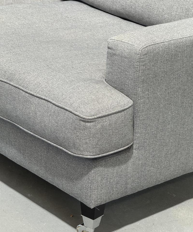 Howard tyylin 2,5-istuttava sohva