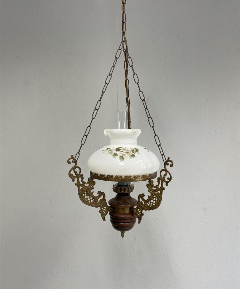 Vintage öljylamppu kattovalaisin