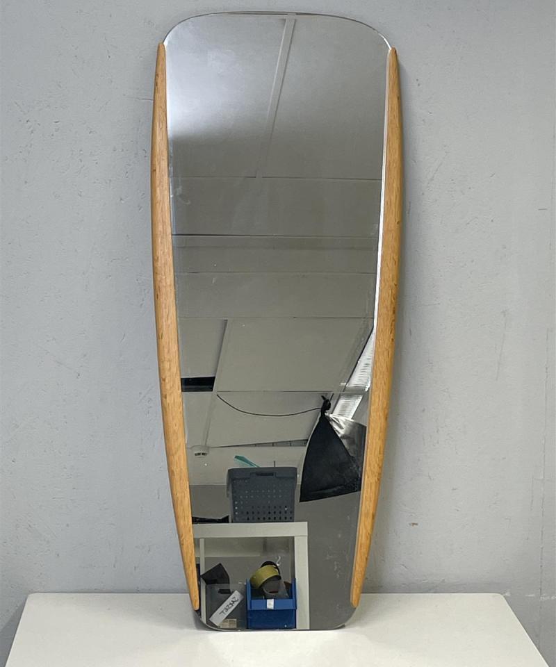 Mäkisen Kuvastin vintage peili