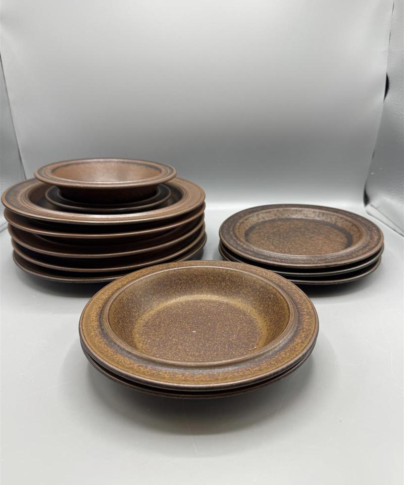 Arabia Ruska lautaset 13 kpl, Ulla Procope