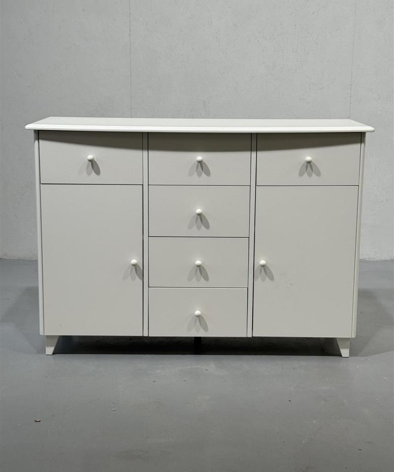 Valkoinen senkki 125cm, moderni