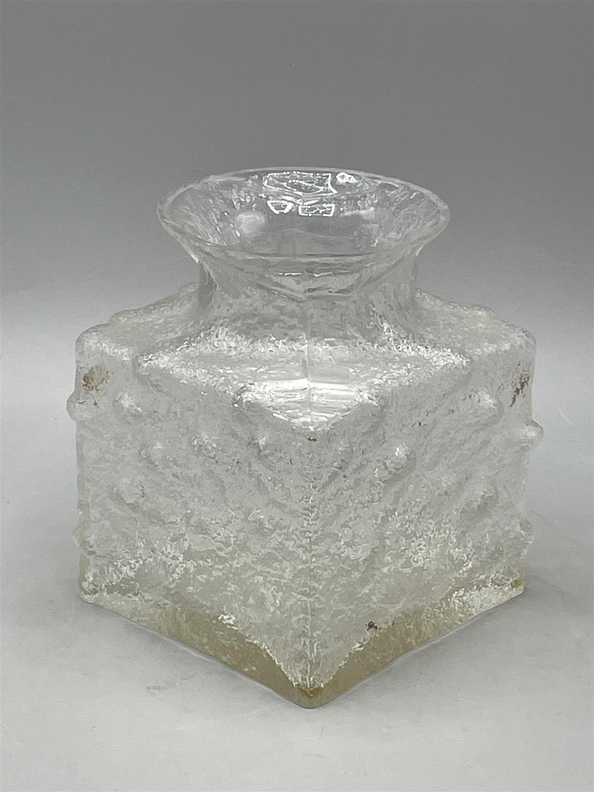 Iittala Crocus maljakko, Timo Sarpaneva