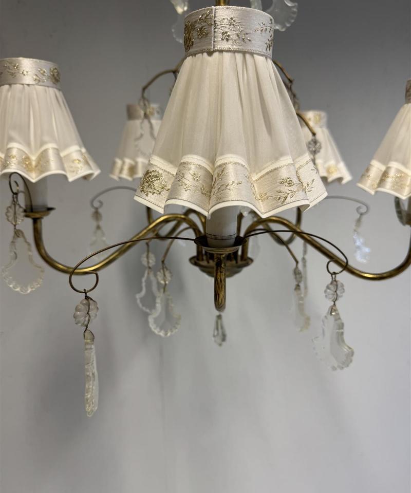 Vintage kristallikruunu messinki