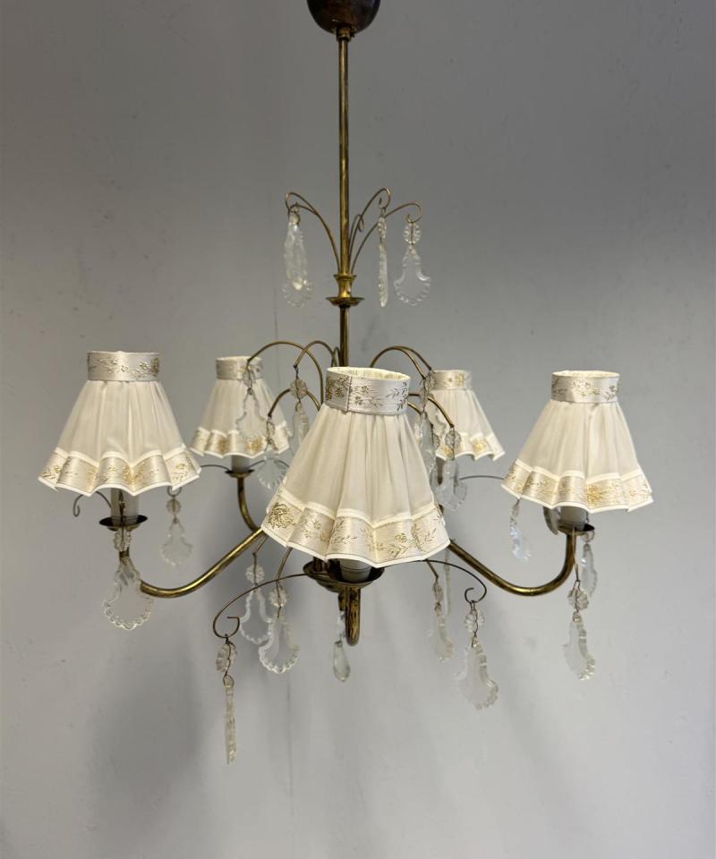 Vintage kristallikruunu messinki