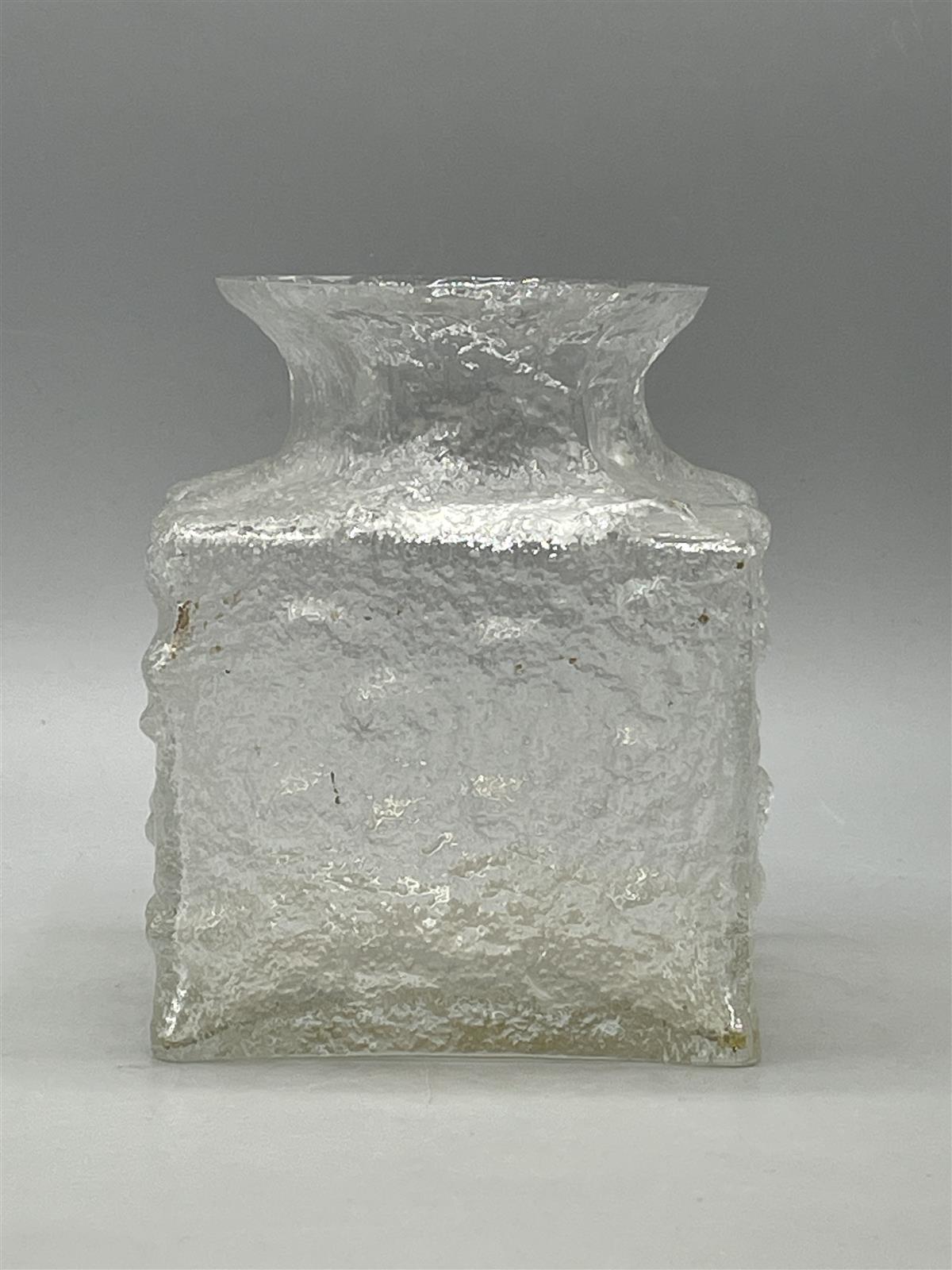 Iittala Crocus maljakko, Timo Sarpaneva