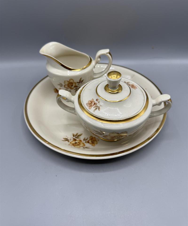 Arabia Myrna kahviastiasto, 27 osaa Olga Osol