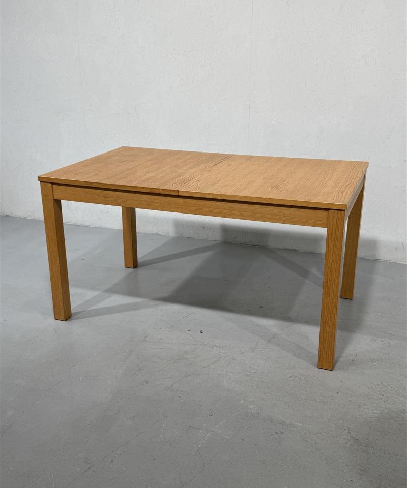 Ikea Bjursta jatkettava ruokapöytä 140x85 puun väri