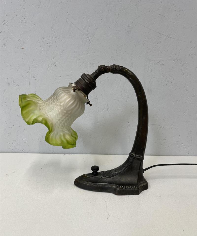 Vintage Jugend tyylinen seinävalaisin