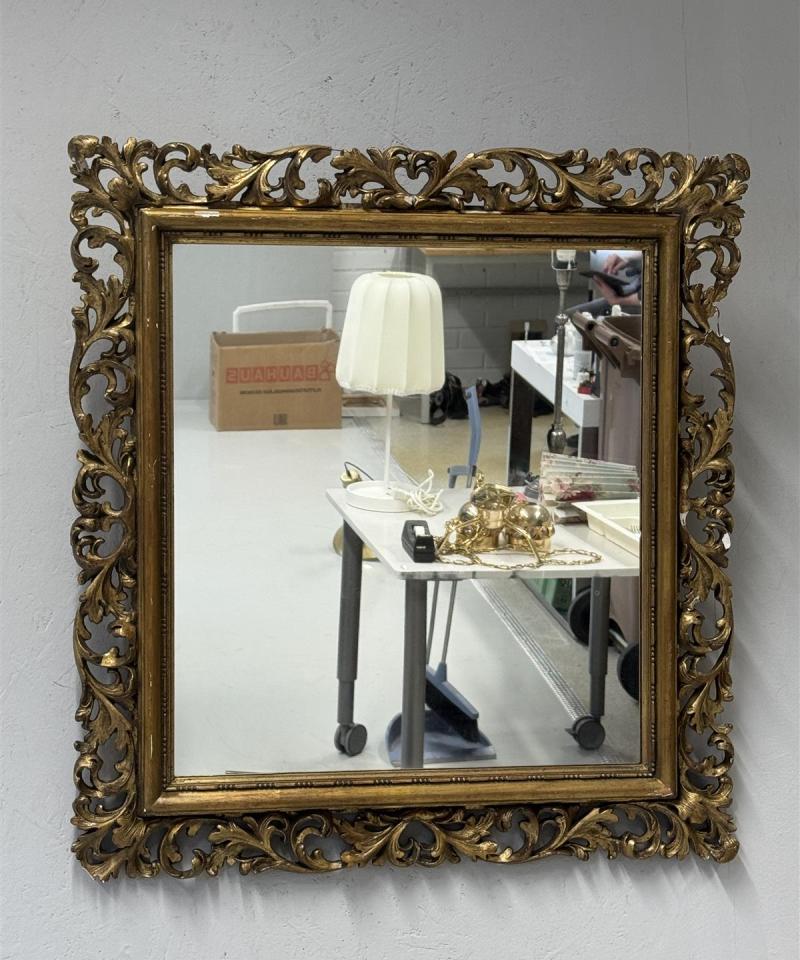 Koristeellinen barokki peili 70x70