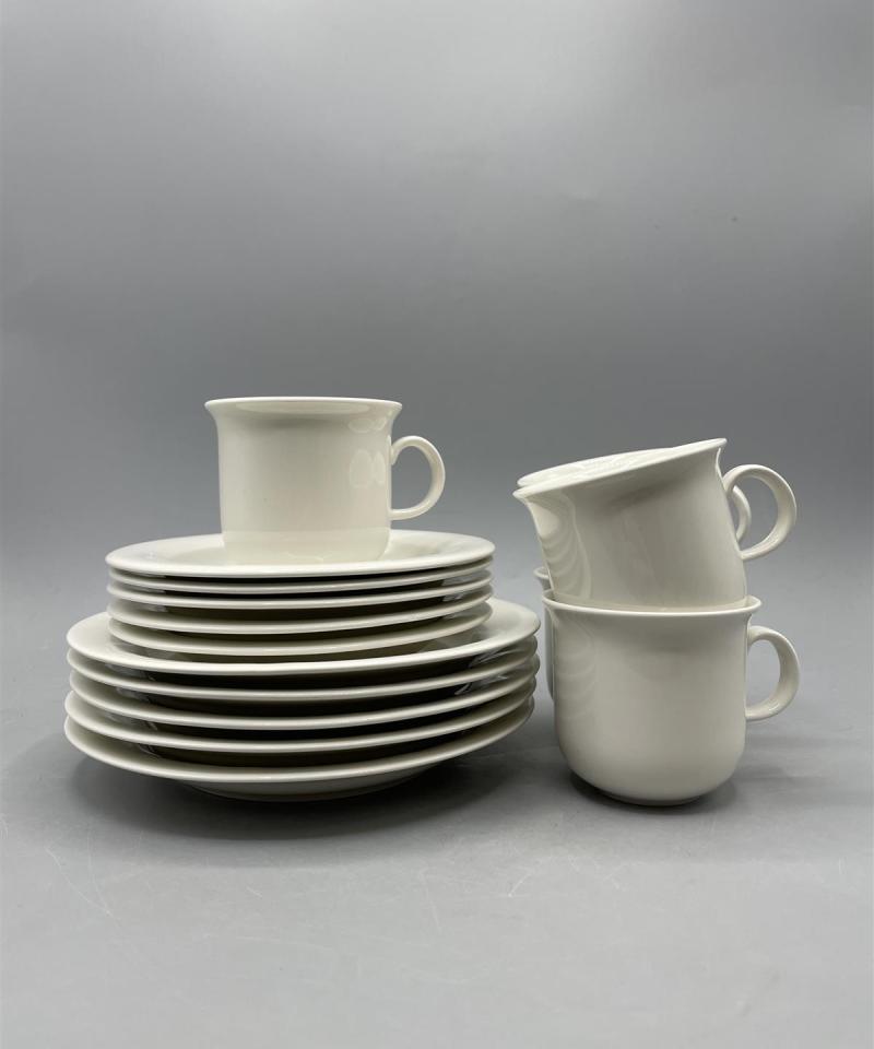 Arabia Arctica kahvikupit 10-osaa, Inkeri Leivo