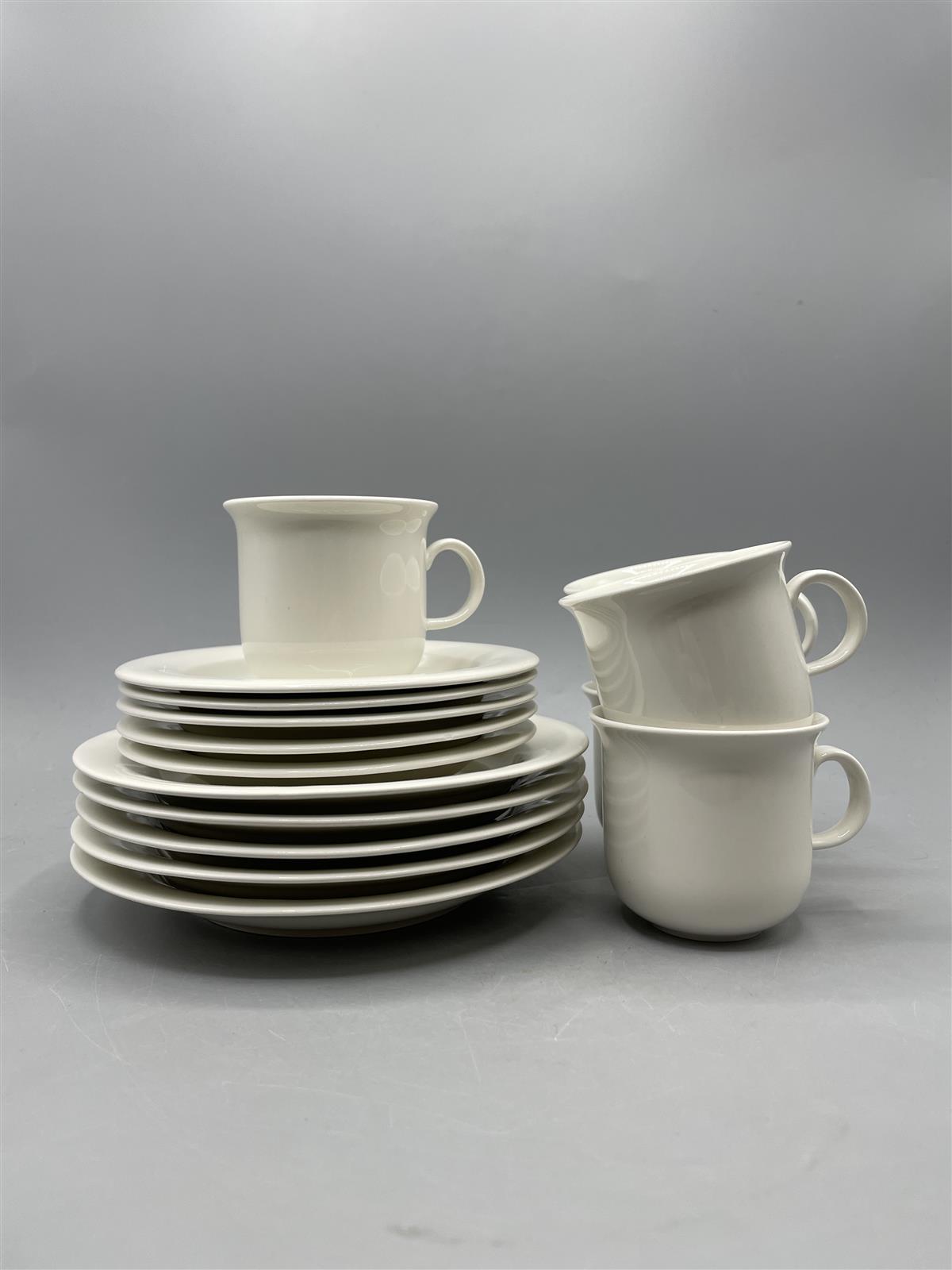 Arabia Arctica kahvikupit 10-osaa, Inkeri Leivo