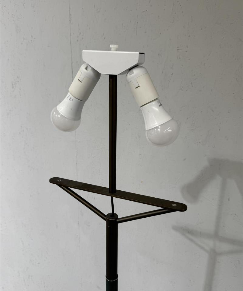 Hotel Kämp Carpyen Jerry jalkavalaisin (runko) design Nahtrang Disseny