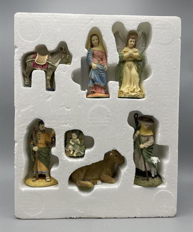 The Nativity seimiasetelma figuurit