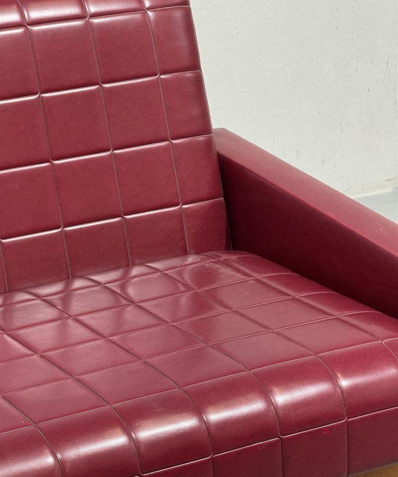 Retro sohva viininpunaisella kernillä, teak levitettävä