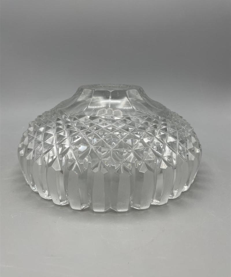 Lasinen tarjoilukulho