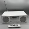 Amadeus Cavato CD Micro radio soitin