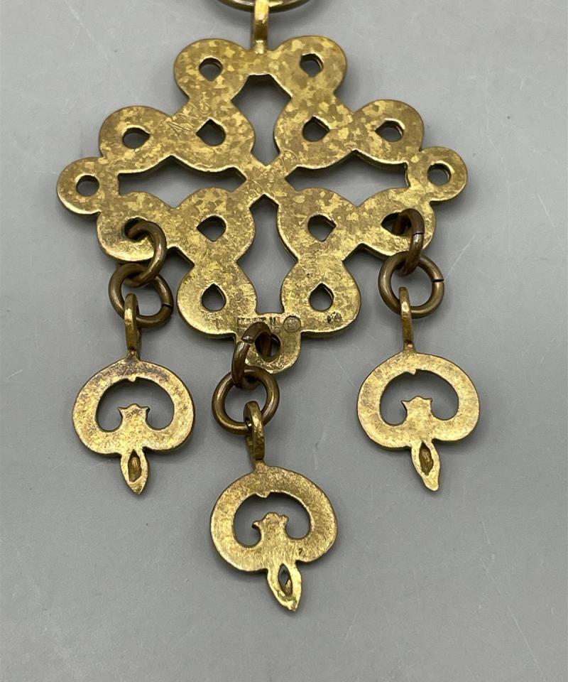 Kalevala Koru ”Karjalainen nauhapunos” pronssi