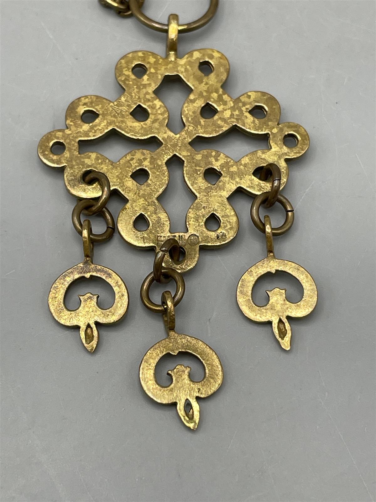 Kalevala Koru ”Karjalainen nauhapunos” pronssi