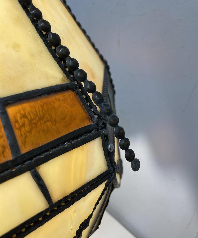 Vintage Tiffany-tyylinen pöytävalaisin