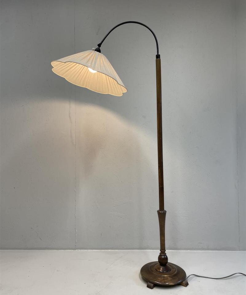 Vintage lattiavalaisin puu