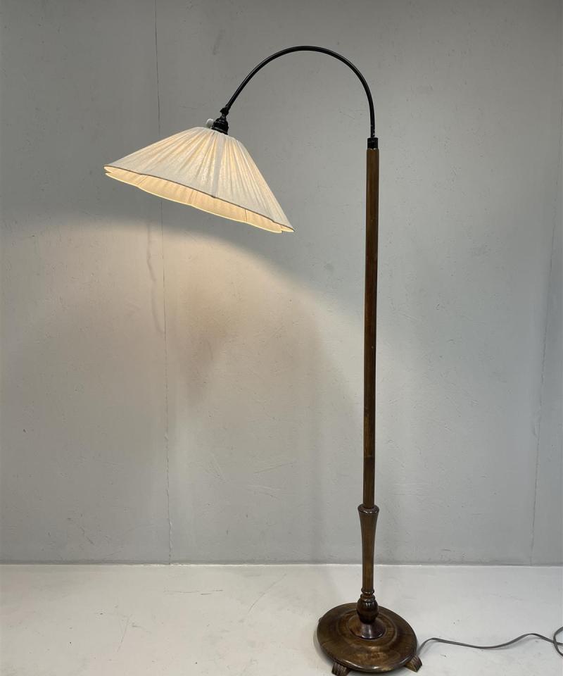 Vintage lattiavalaisin puu