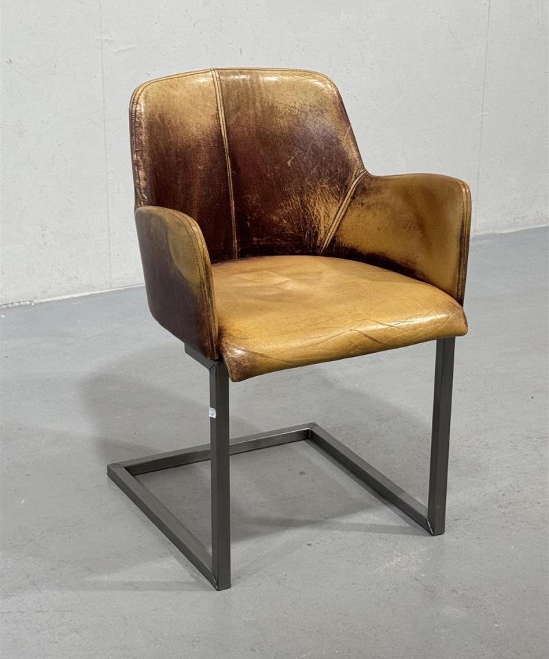 Rustiikki tyylinen nahka nojatuoli