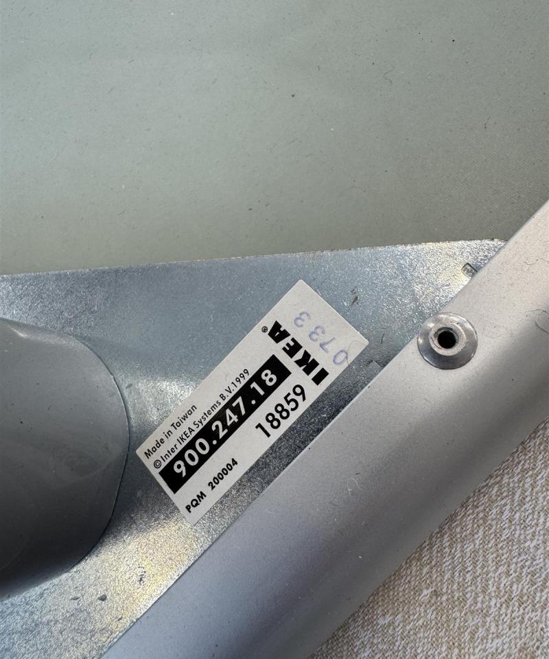 Ikea pöytä 118x78 lasikansi