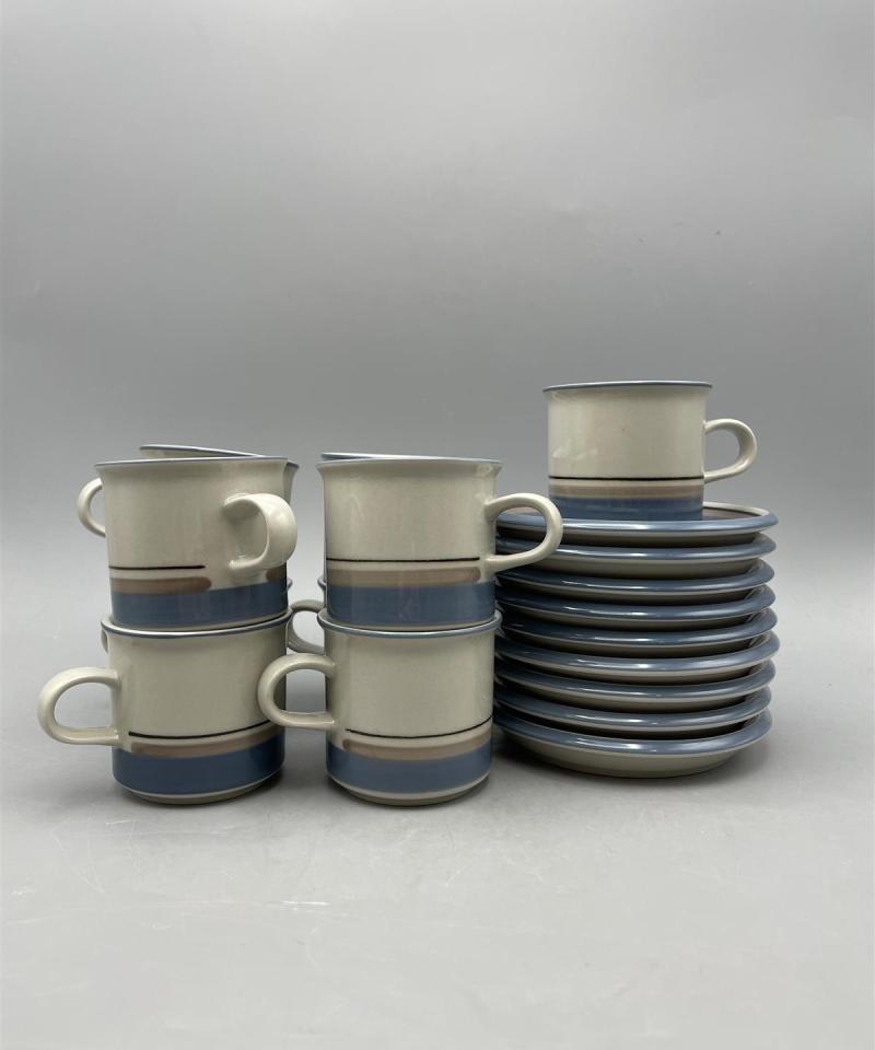 Arabia Uhtua kahvikupit 9kpl, Inkeri Leivo