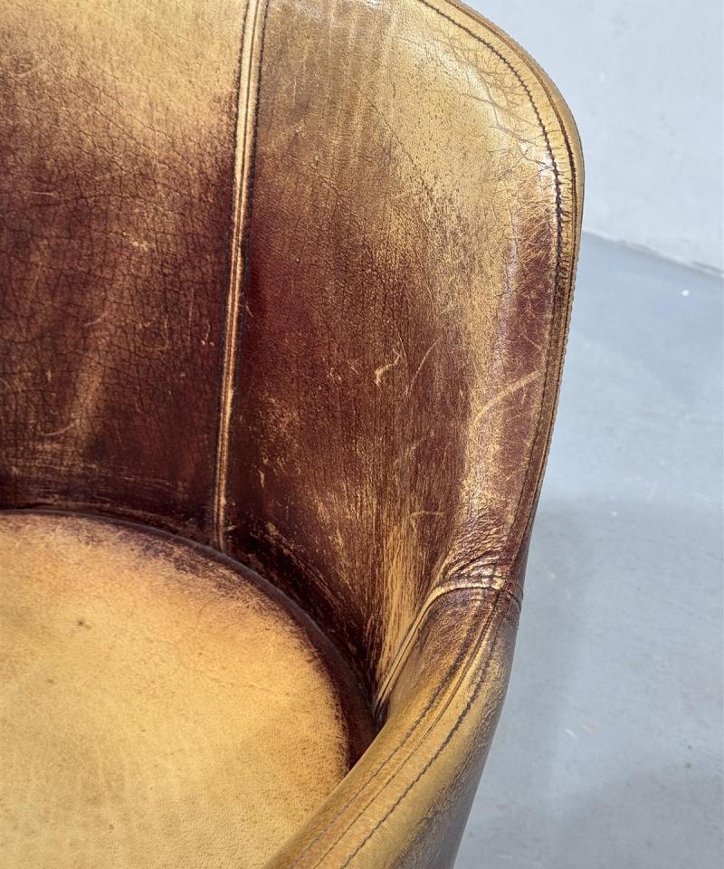 Rustiikki tyylinen nahka nojatuoli