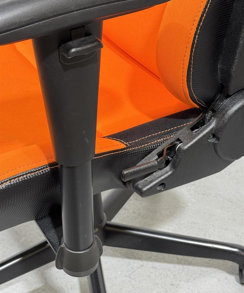 Arozzi Torretta Pelituoli oranssi