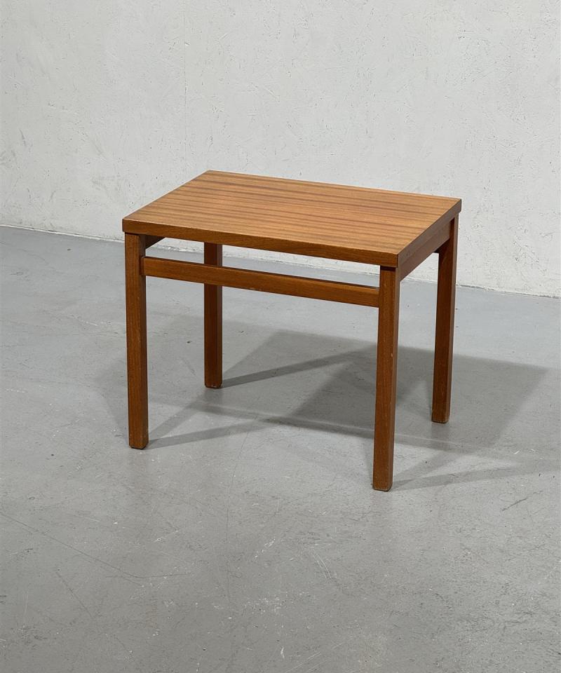 Vintage teak sivupöytä 55cm