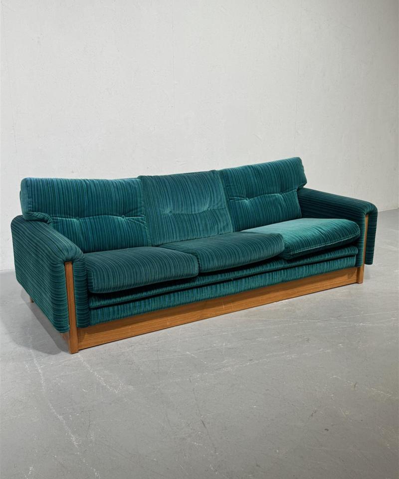 Retro sohva, vakosametti