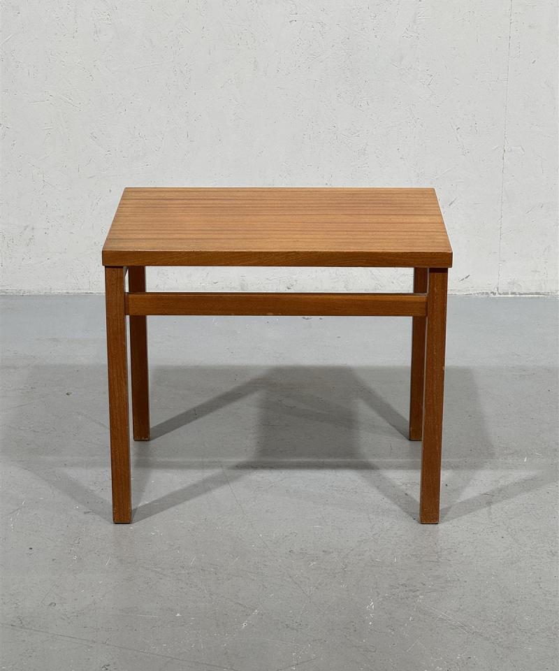 Vintage teak sivupöytä 55cm