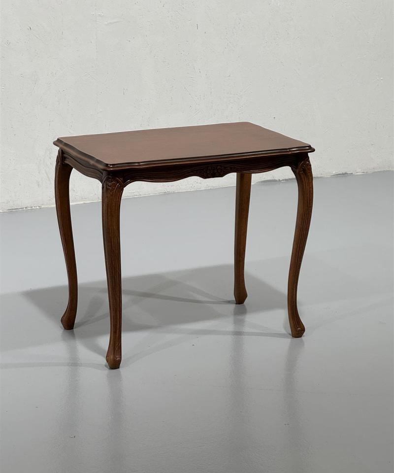 Rokokoo sivupöytä 59x38