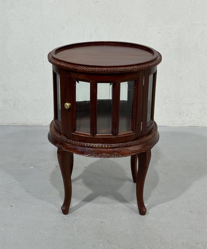 Baarikaappi vitriini pyöreä