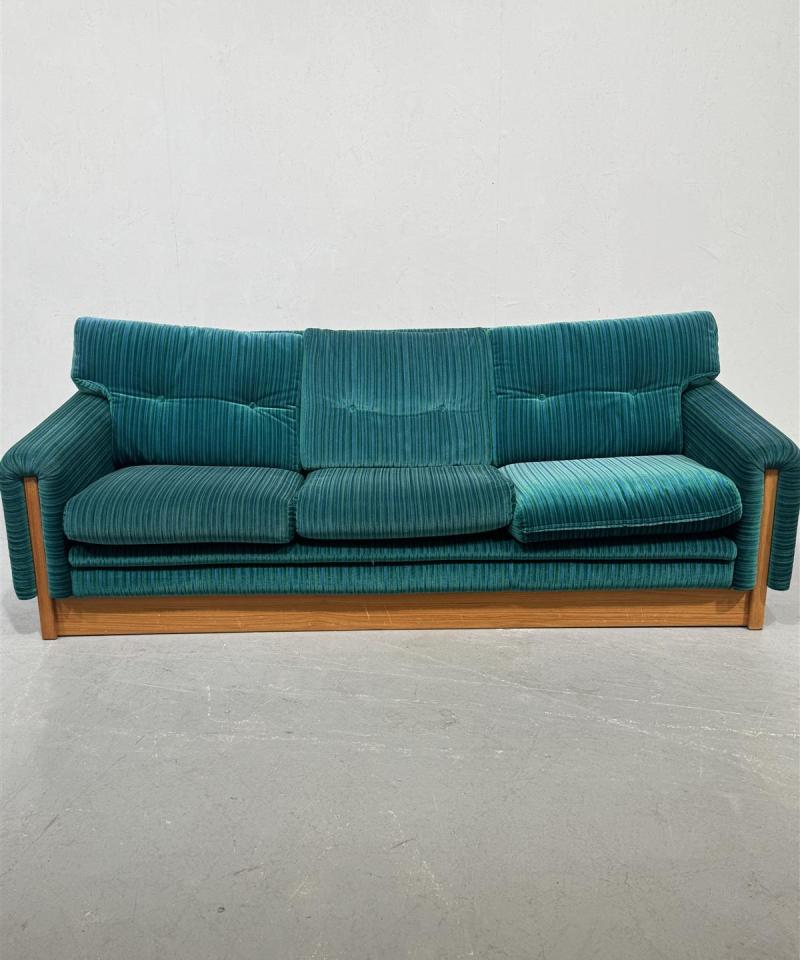 Retro sohva, vakosametti