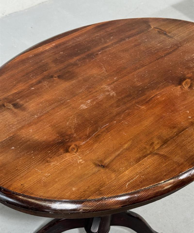 Vintage ovaali kahvipöytä