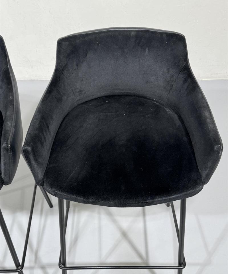 Baarituolit, mustat (2 kpl)