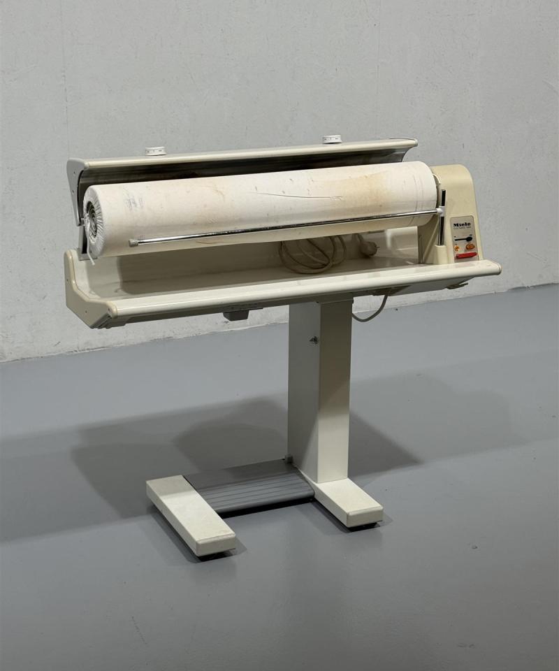 Miele B 864 kuumamankeli taitettava