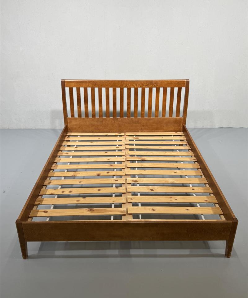 Sängyn runko puu 160x200